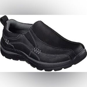 Skechers kids relaxed fit superior haute shoe black size 3 memory foam slip on